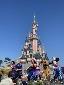 show castillo disneyland paris